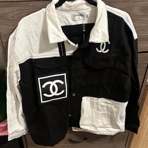 Two-Tone Black and White Jacket size L